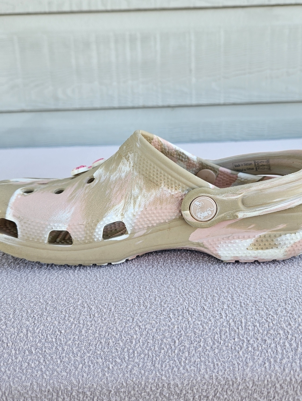 Crocs Classic Marbled Clogs Women 5 Men 3 Slip-On Comfort Waterproof Pink Beige - Picture 4 of 12